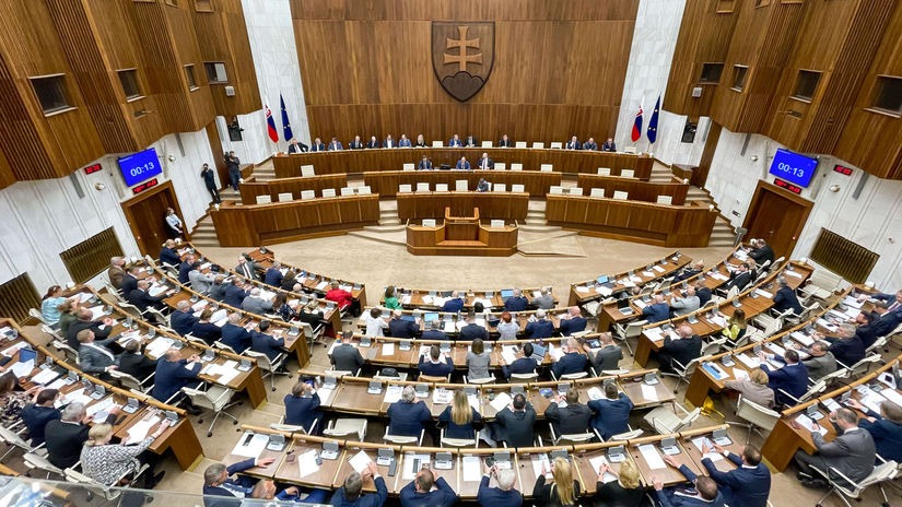 Dnešná politika: výzvy a dynamika moderného spoločenského života